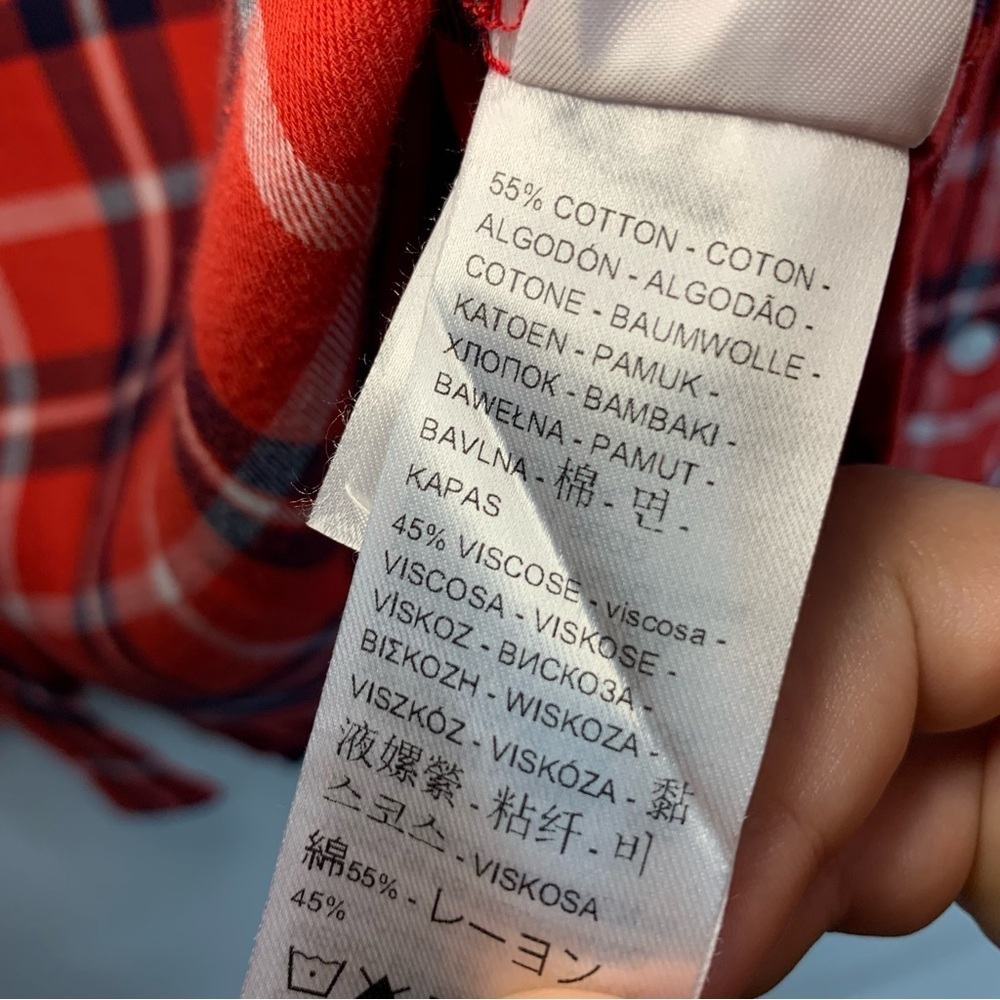 Levi’s Red and Navy Plaid Button-Up Shirt Relaxed Fit, Size L - Picture 7 of 8